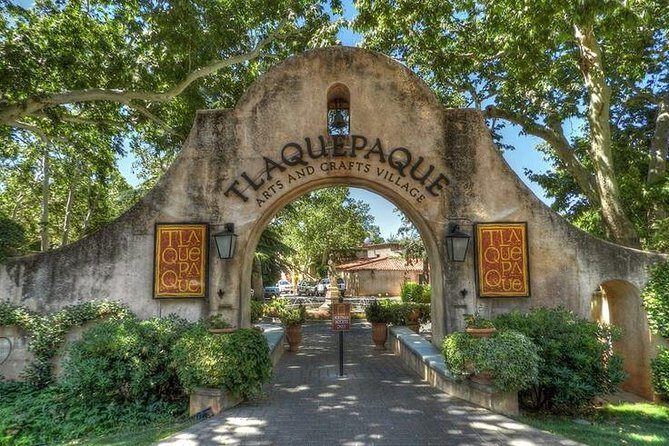 2.5-Hour Sedona Sightseeing Tour with Sedona Hotel Pickup - Oak Creek Canyon Driving: The Scenic Connector Between Stops