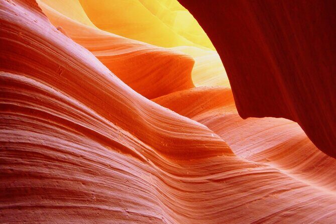 Antelope Canyon X and Horseshoe Bend Tour from Sedona & Flagstaff - Guide style and pacing: why names like Sheldon and Jeff keep showing up