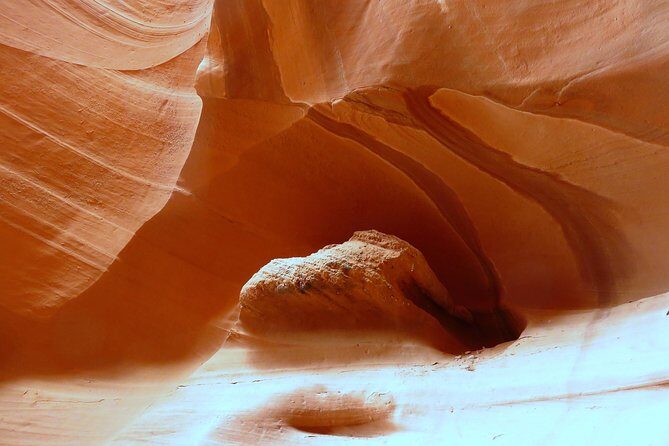 Antelope Slot Canyon and Horseshoe Bend Day Tour from Sedona - Guides and group size: why small matters on a long day