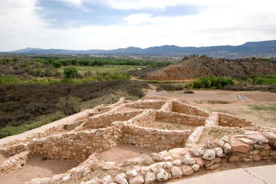From Sedona: Jerome and Tuzigoot National Monument Day Trip - Tuzigoot National Monument: Sinagua ruins and a Verde River setting