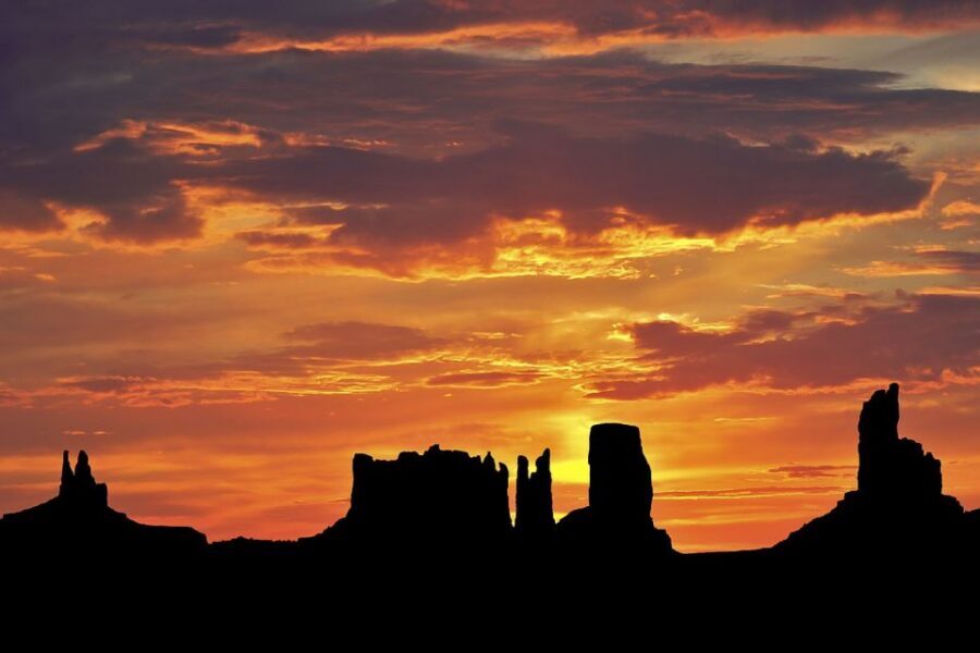 From Sedona or Flagstaff: Full-Day Monument Valley Tour - What to bring so the day feels comfortable