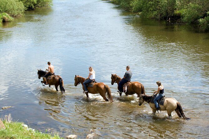Guided Horseback Tour only 30 mins from Sedona. - Vineyards, Views, and Scenic Stops That Break Up the Ride