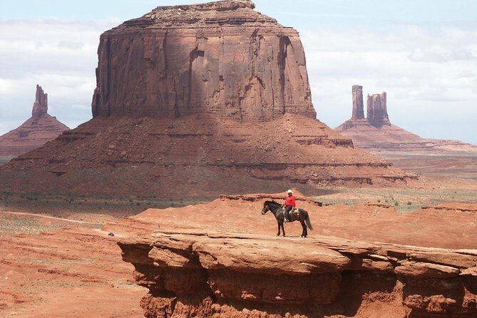 Monument Valley Day Tour from Sedona - Lunch at The View Restaurant with desert window views