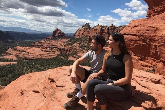 Oak Creek Canyon Pavement Jeep Tour in Sedona - Comfort in cold weather: heater, blankets, and what to wear