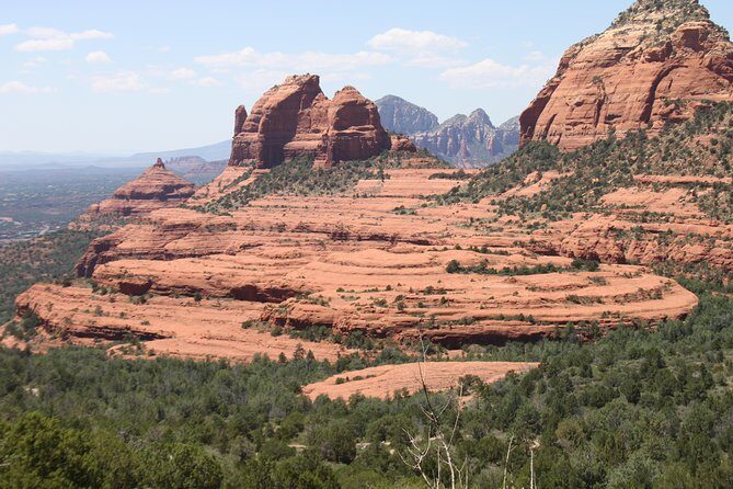 PRIVATE Sedona Jeep Tour 2-hour Colorado Plateau Beautiful Views - Scenic Pull-Offs for Famous Red Rock Views on the Way