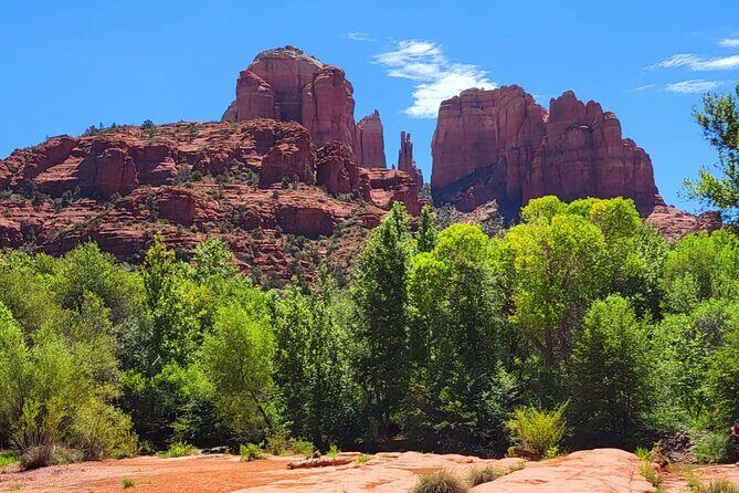 Private Sedona Sightseeing Tour from Williams or Flagstaff - Chapel of the Holy Cross: the photo angle you’ll remember