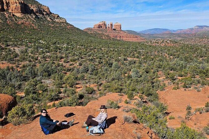 Reiki & Sound Healing on the Red Rocks of Sedona - Bell Rock Stop: Starting on an Icon With a Calming Rhythm