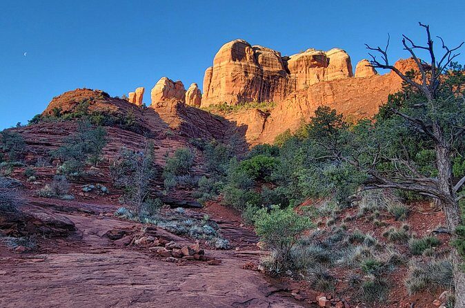 Sedona, Cathedral Rock Hiking Tour with a Private Guide - What’s included (and how that affects your day)