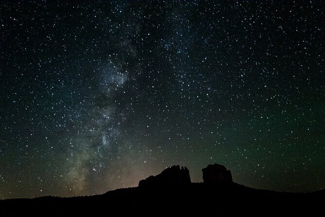 Sedona Dark Sky Sunset & Night Hike With a Private Guide - A Night Hike in Sedona Feels Different for One Simple Reason