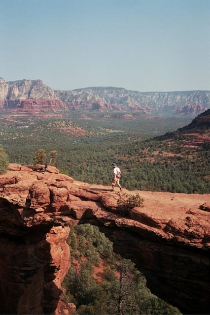 Sedona Devil's Bridge, Bell Rock & Chapel of the Holy Cross - Bell Rock Vista and Courthouse Butte: A hike that feels worth it