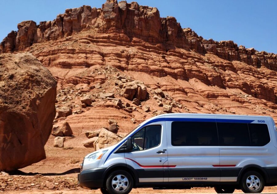 Sedona/Flagstaff: Grand Canyon Tour & First-Class Train Ride - South Rim time: guided viewing that saves you from guesswork