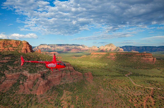 Sedona Helicopter Tour: Wild West Tour - Mingus Mountain and the Jerome Fly-By
