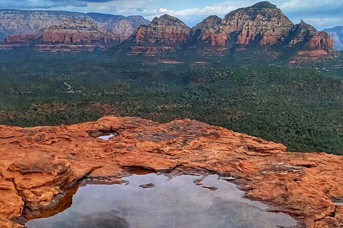 Sedona Sneak-a-Peak Hike With a Private Guide - Snacks, water, and the seasonal kit: comfort without slowing down