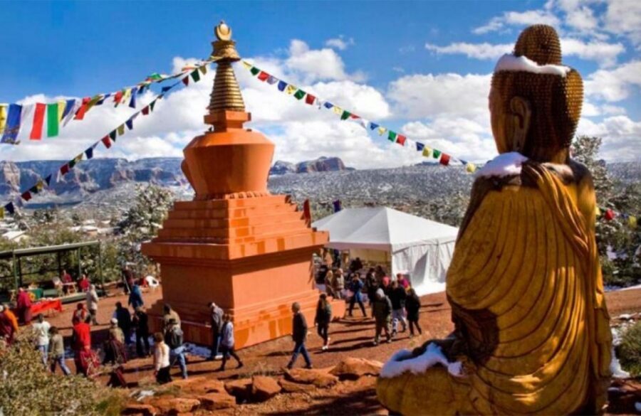 Sedona: The Magic of Sedona Highlights Tour - Red-rock photo stops: seeing Thunder Mountain and friends in context
