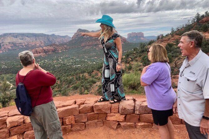 Sedona Vortex and City Tour - Chapel of the Holy Cross: the first 30 minutes that set the tone