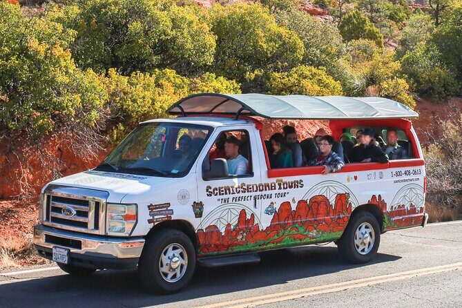 Sightseeing Highlights Tour of Sedona - Stop 1 at the Airport Scenic Overlook: Your Quick Red Rock Orientation