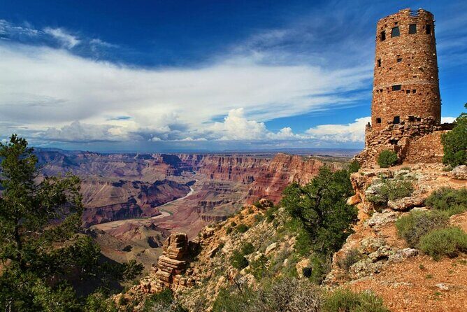 The Perfect Grand Canyon Tour with Local Expert Guides - From Sedona to Flagstaff: The Road Trip Warm-Up